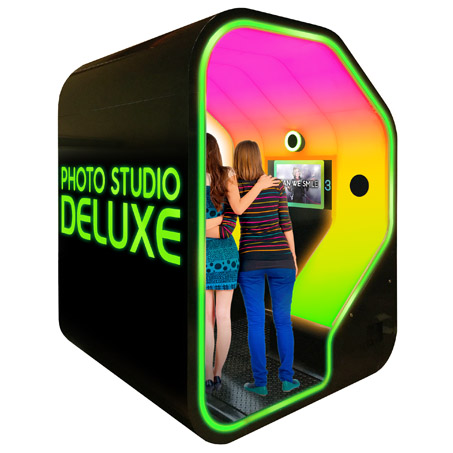 FACE PLACE PHOTO STUDIO DELUXE - Full Sized Preview